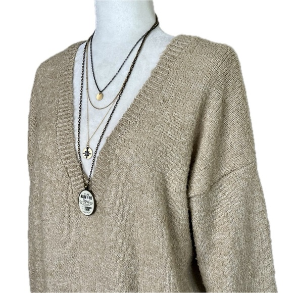 Forever 21 Sweater V Neck Long Sleeve Pullover Plus Size Oatmeal Camel Tan 3X - Picture 3 of 13